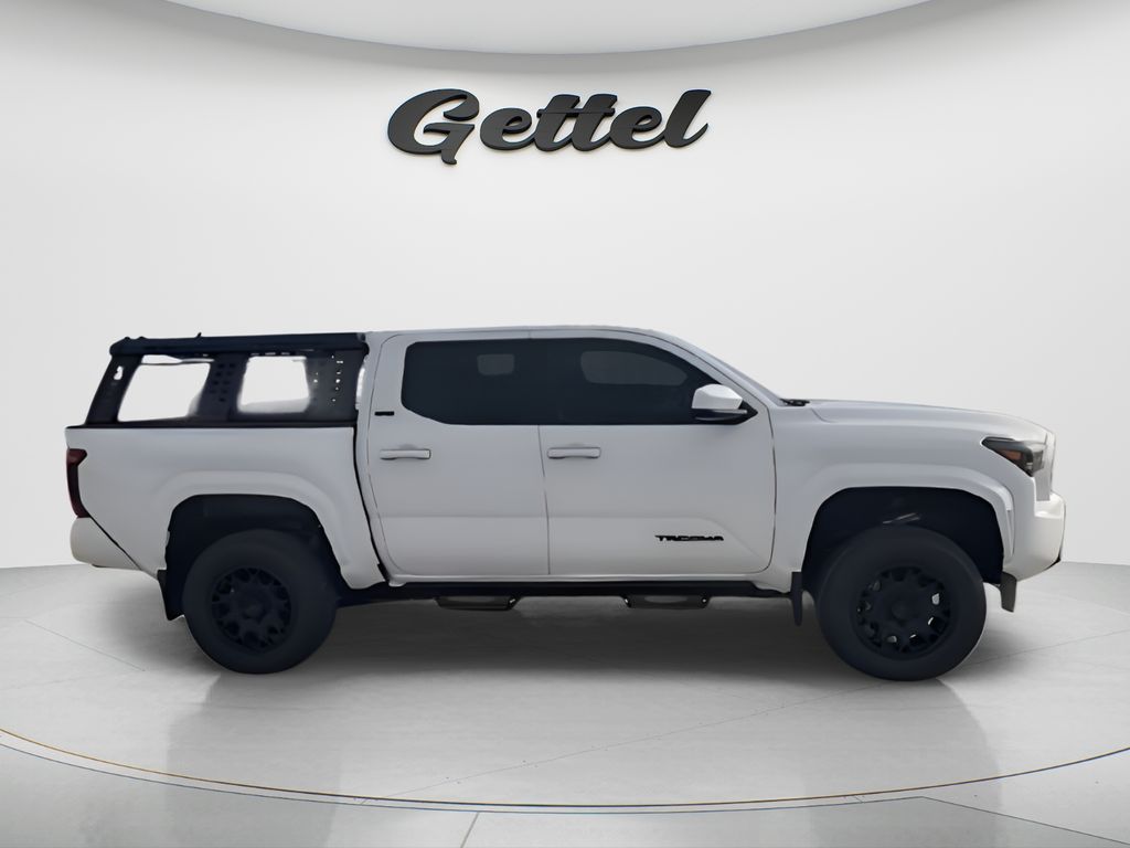 2025 Toyota Tacoma SR5 - Photo 5