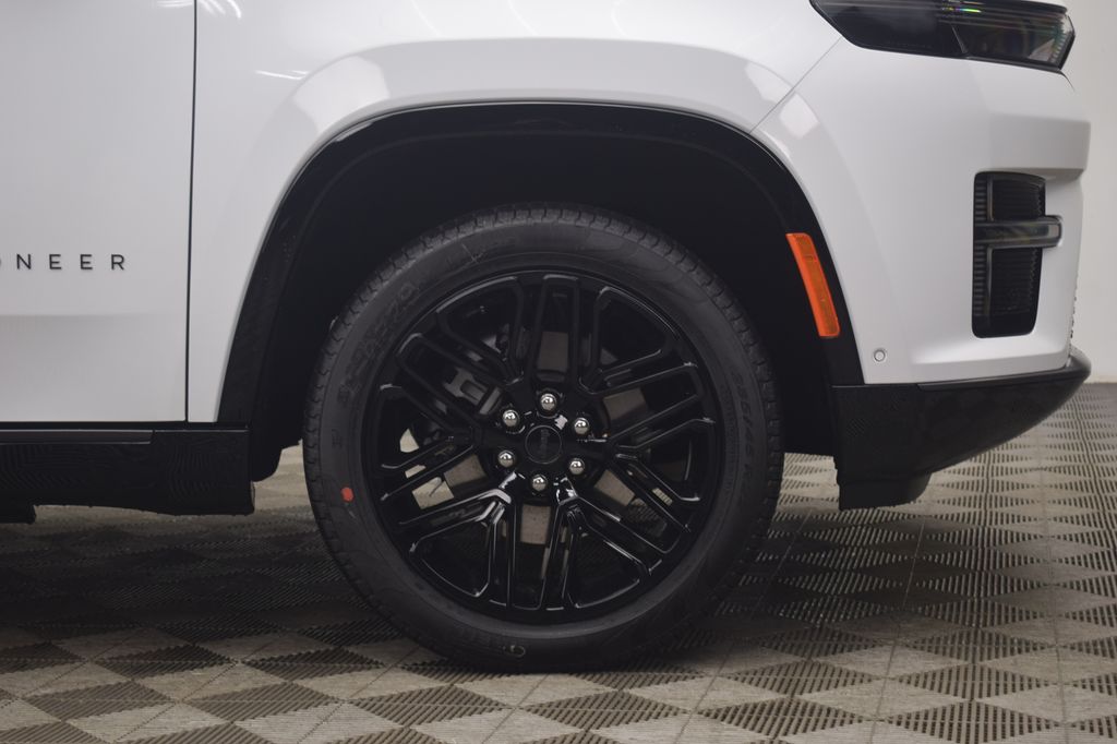 new 2026 Jeep Grand Wagoneer car, priced at $79,445