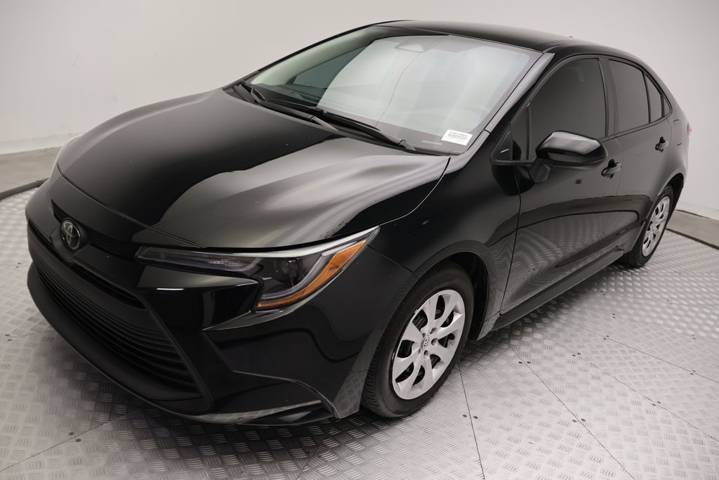 Thumbnail: 2025 Toyota Corolla - 2
