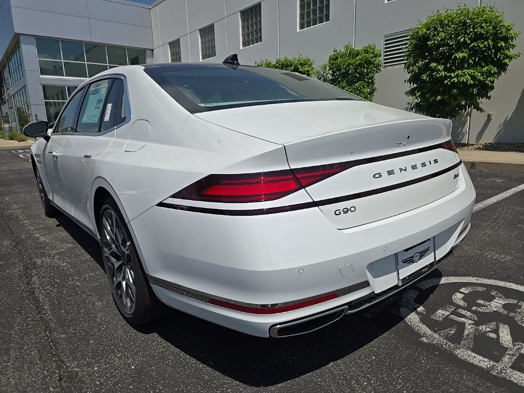 2025 Genesis G90  6
