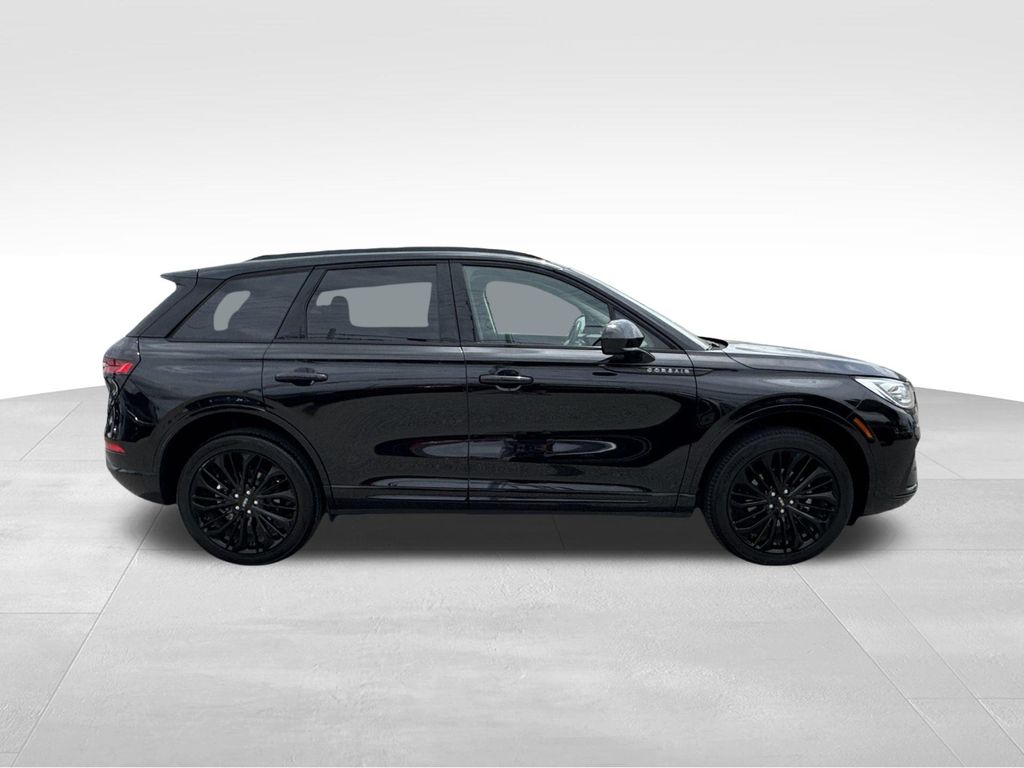 2024 Infinite Black Metallic Clearcoat Lincoln Corsair Reserve FWD SUV