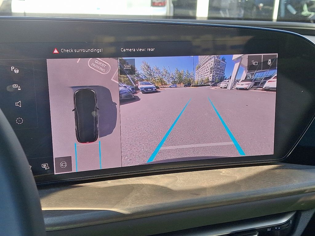 Thumbnail: 2025 Audi Q5 - 14