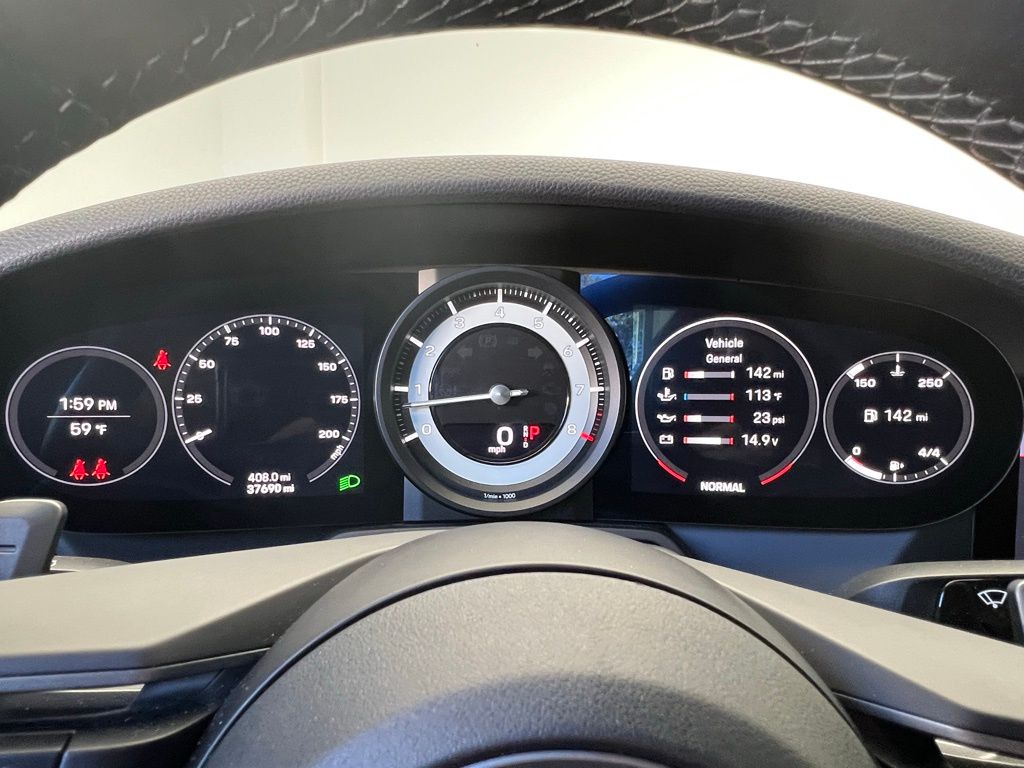 Thumbnail: 2020 Porsche 911 - 10