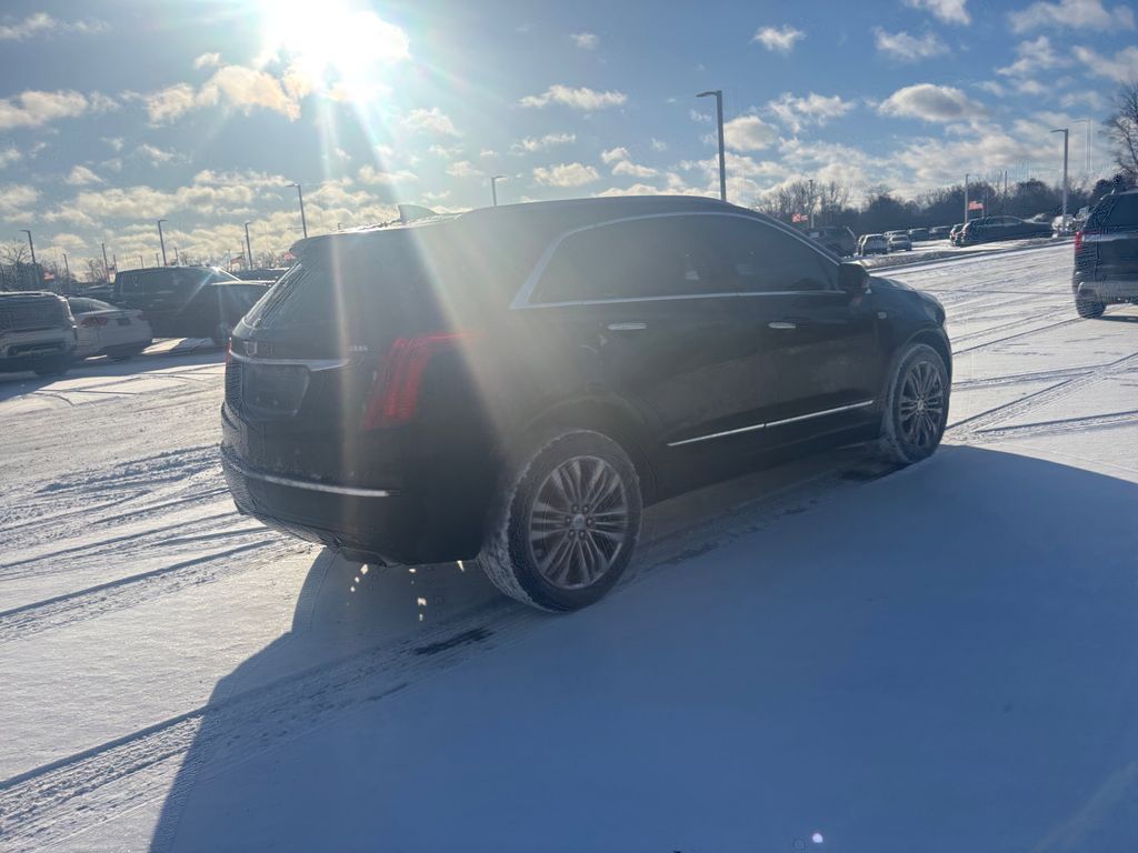 2019 Cadillac XT5 Premium Luxury 7