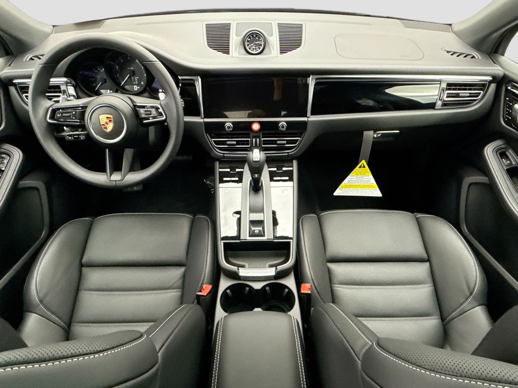 Thumbnail: 2026 Porsche Macan - 16