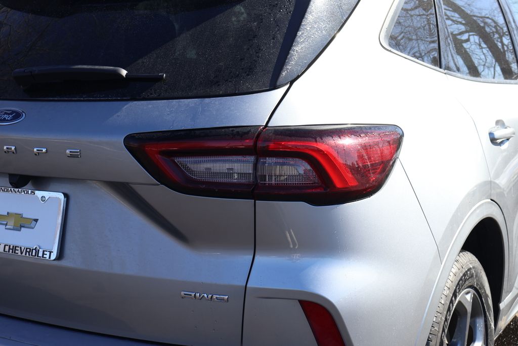 Thumbnail: 2024 Ford Escape - 7