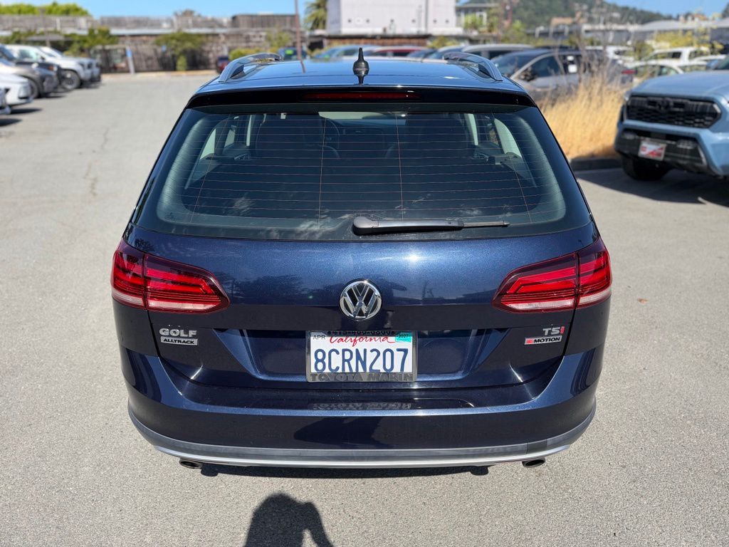 Used 2018 Volkswagen Golf Alltrack Wagon