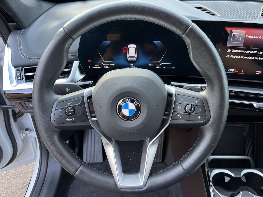 Thumbnail: 2023 BMW X1 - 14