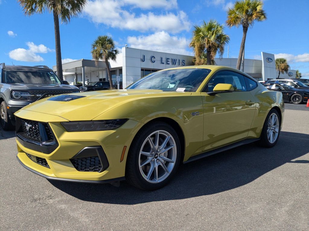 2025 Ford Mustang GT Premium Fastback
