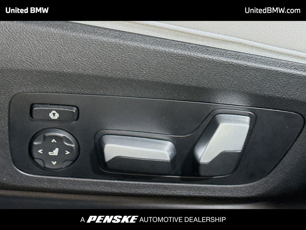 Thumbnail: 2023 BMW M3 - 4