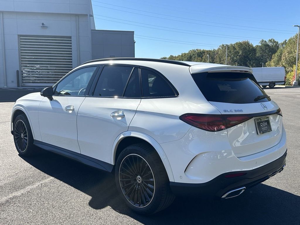 2023 Mercedes-Benz GLC GLC 300 6