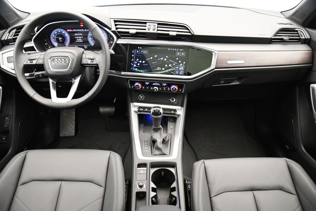 Thumbnail: 2024 Audi Q3 - 20