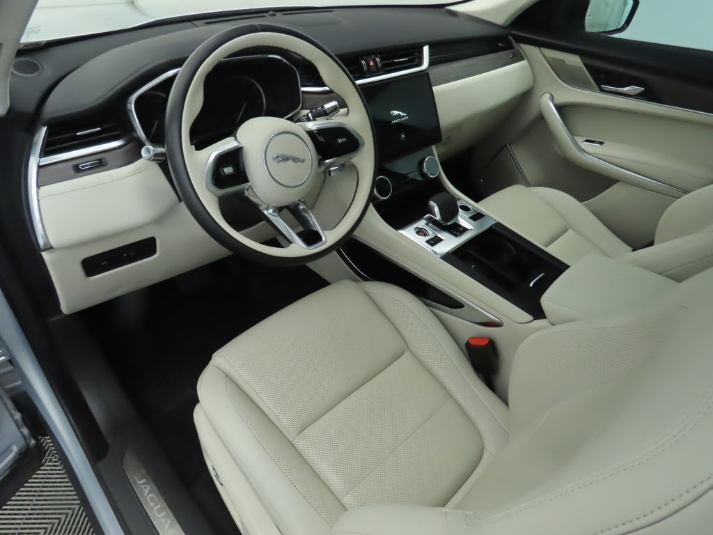 2021 Jaguar F-Pace S 9