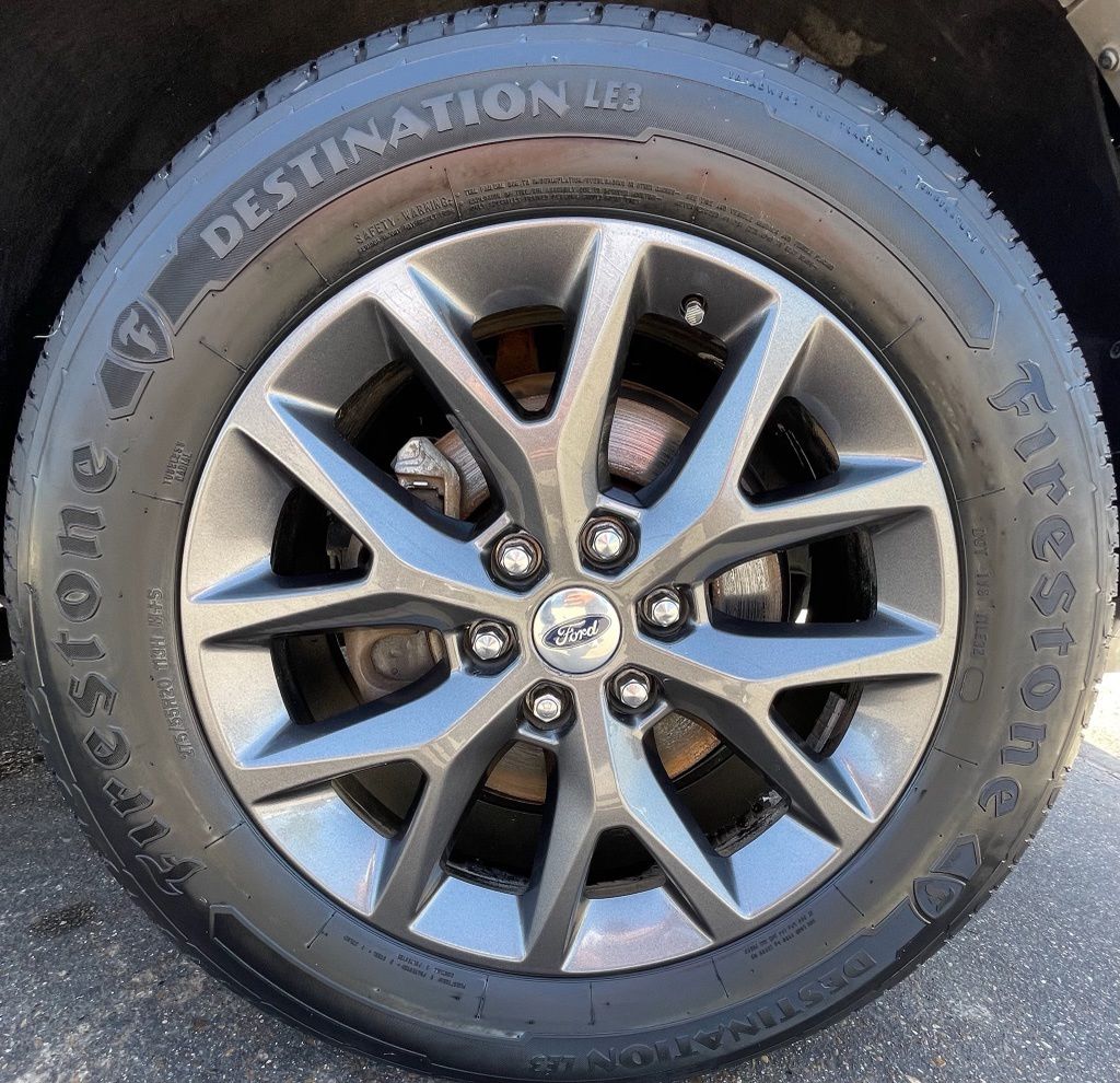 2017 Ford Expedition Limited Gold at Community Honda