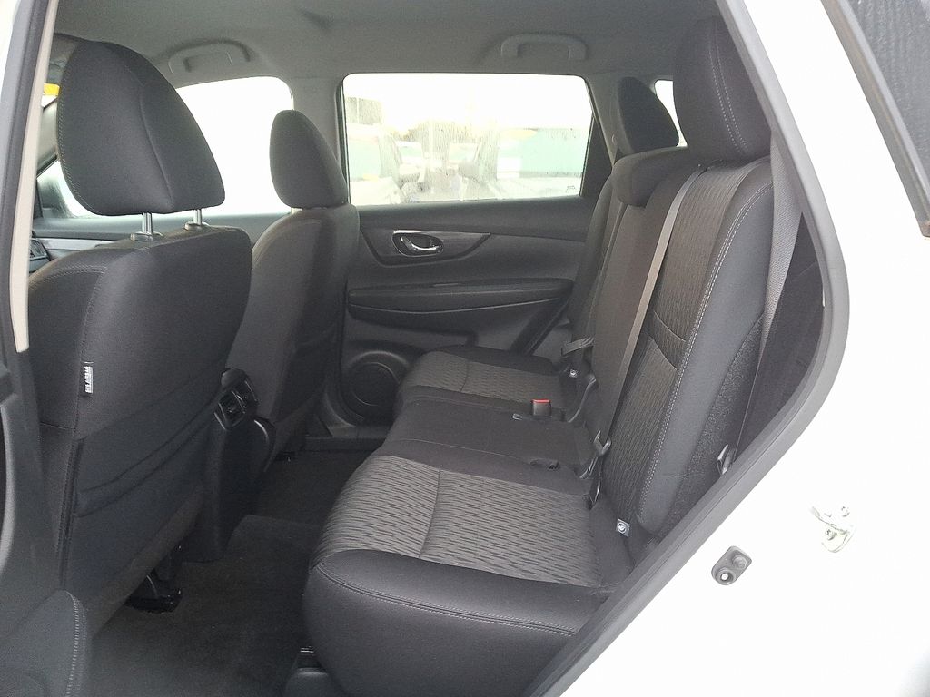 Thumbnail: 2020 Nissan Rogue - 10