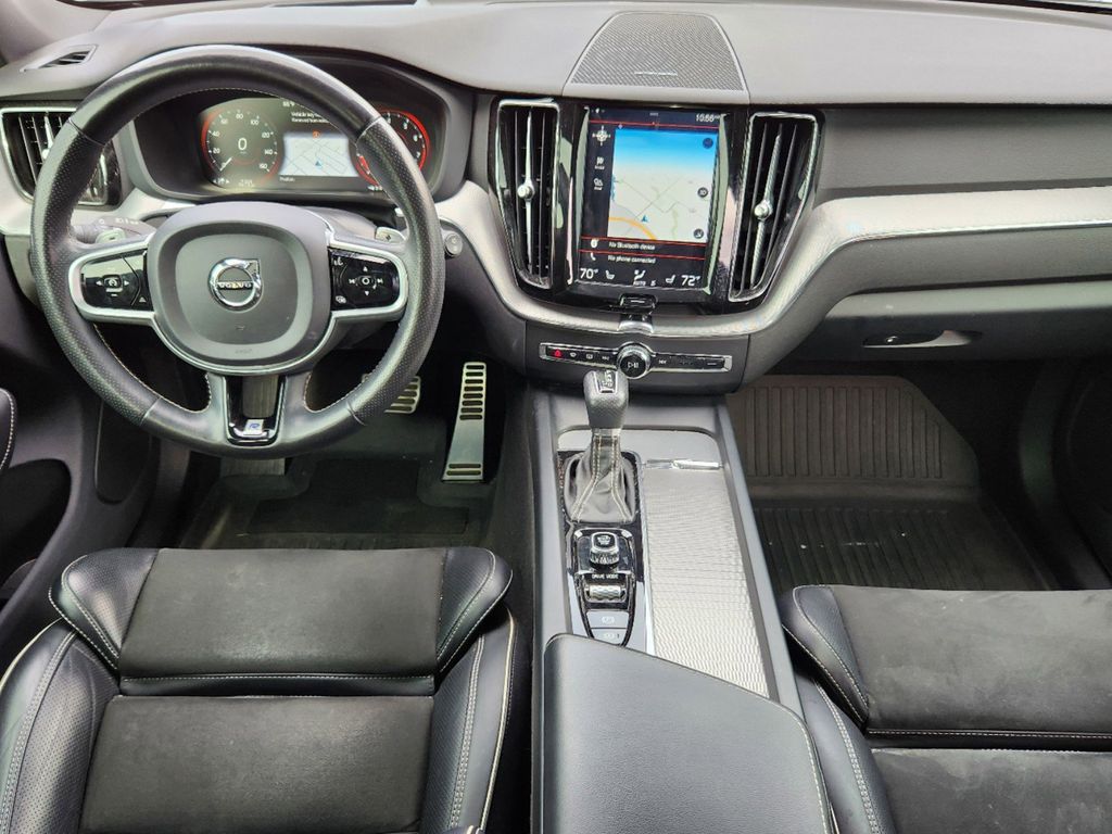 2019 Volvo XC60 T5 R-Design 27