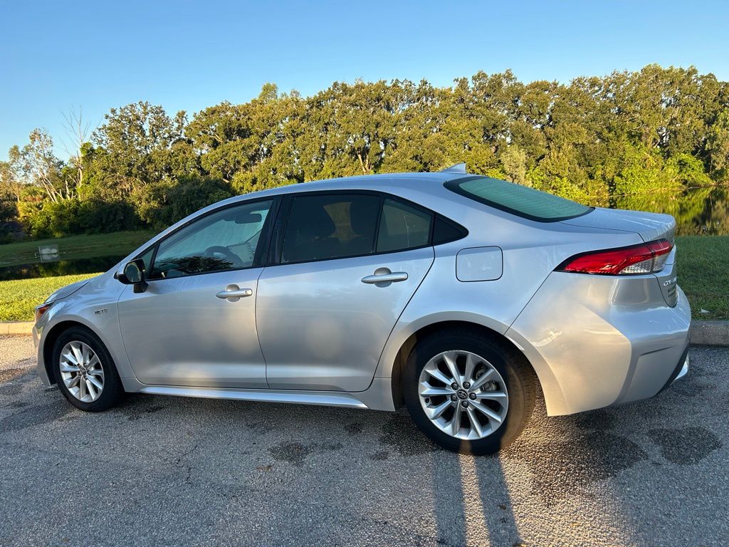 Thumbnail: 2022 Toyota Corolla - 3