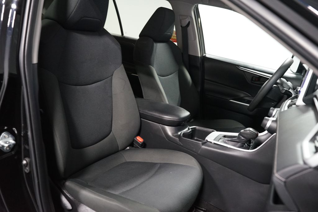 Thumbnail: 2024 Toyota RAV4 - 27