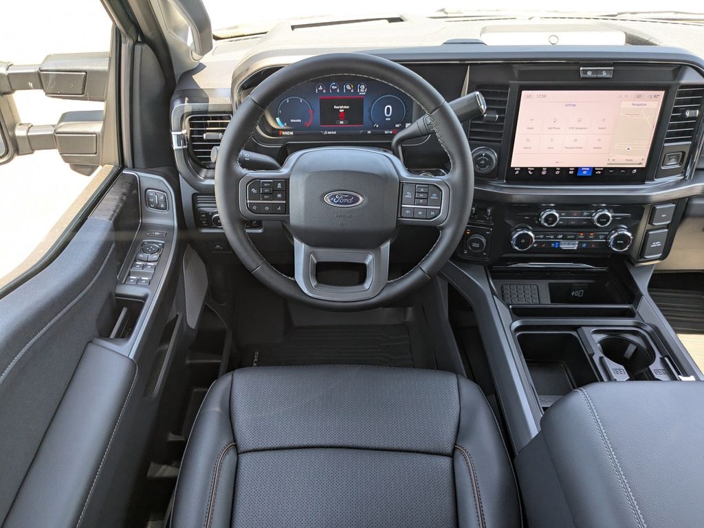 2026 Ford Super Duty F-350 SRW LARIAT