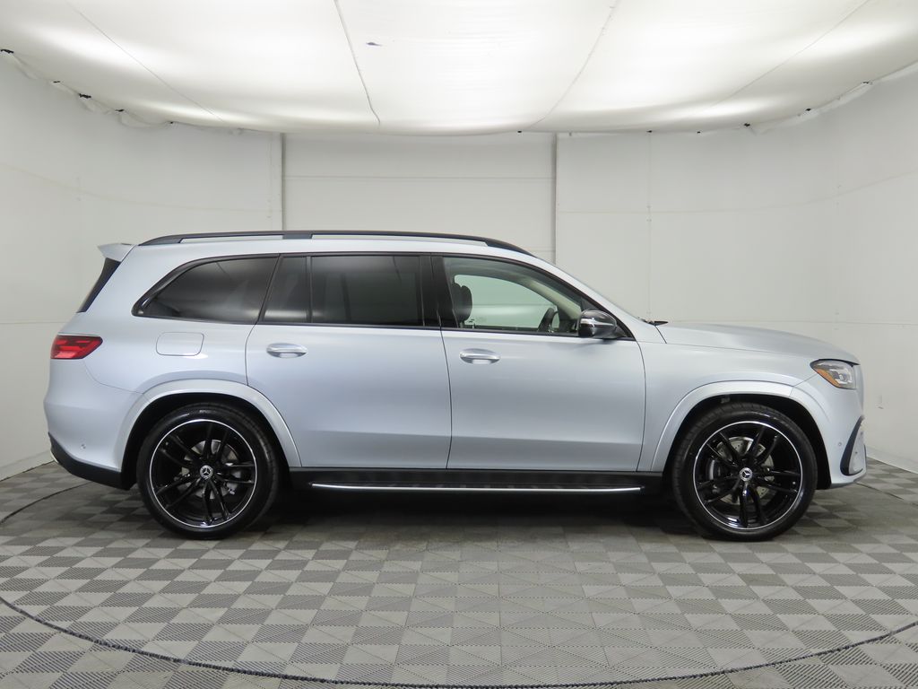 Thumbnail: 2026 Mercedes-Benz GLS - 4