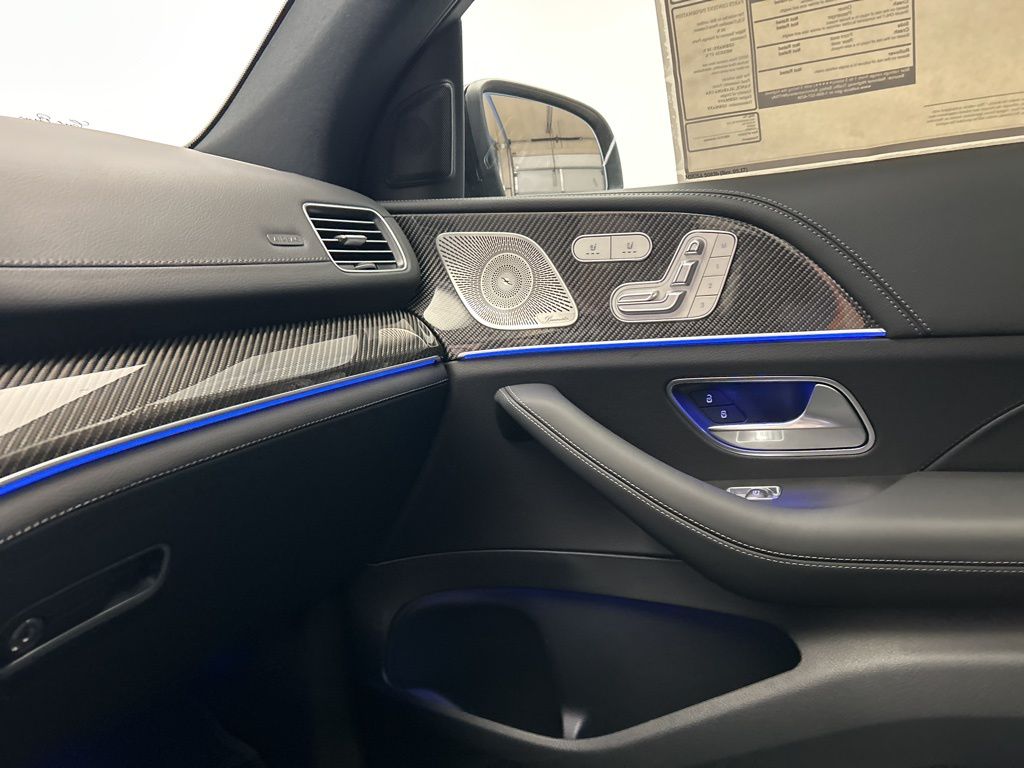 Thumbnail: 2026 Mercedes-Benz GLE - 20