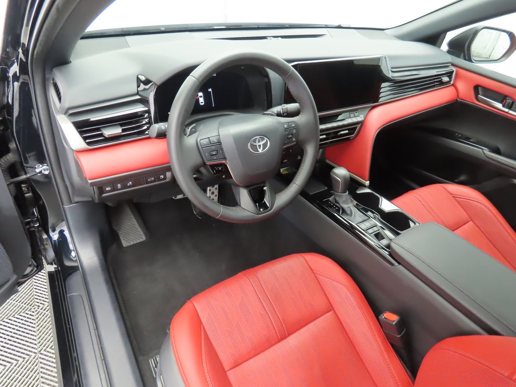 Thumbnail: 2025 Toyota Camry - 9