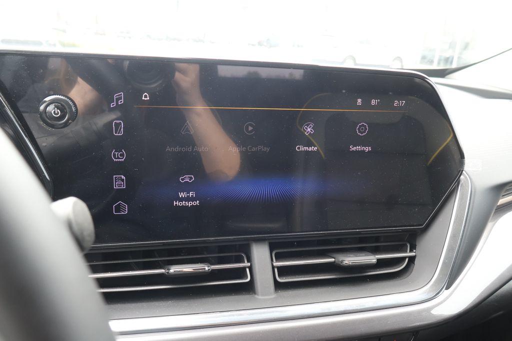 Thumbnail: 2025 Chevrolet Trax - 21