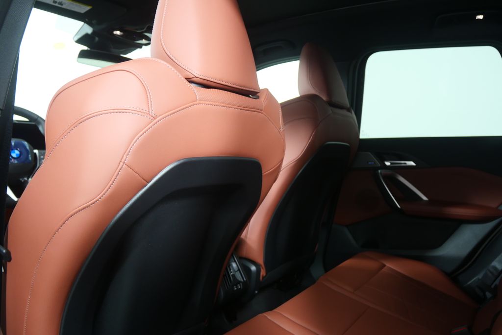 Thumbnail: 2026 BMW X1 - 15