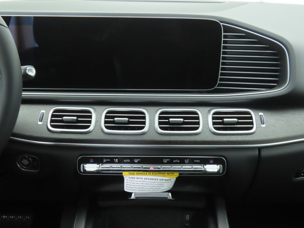 Thumbnail: 2026 Mercedes-Benz GLE - 14