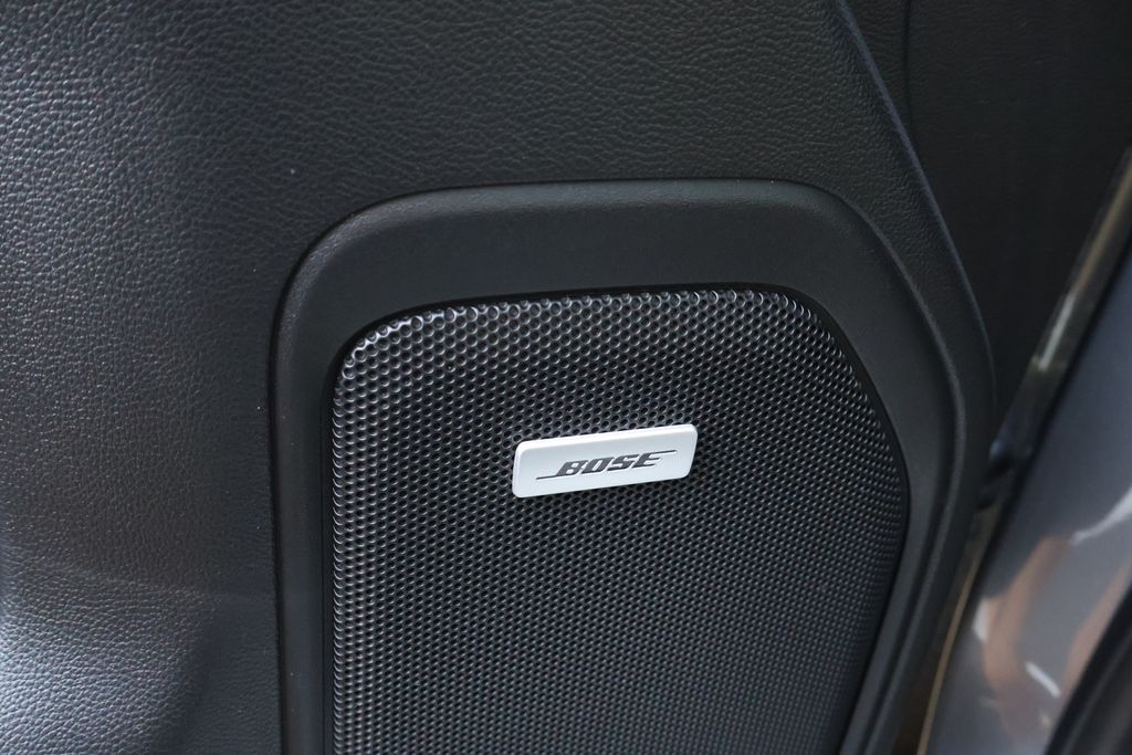 Thumbnail: 2021 Chevrolet Silverado 1500 - 17
