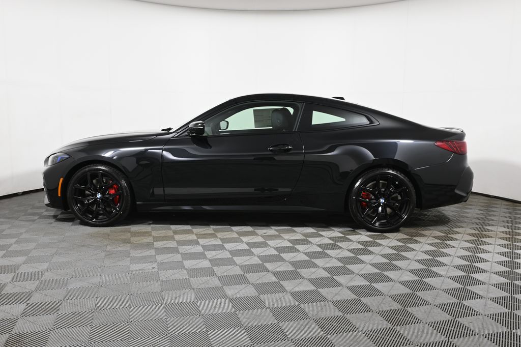 Thumbnail: 2027 BMW 4 Series - 2