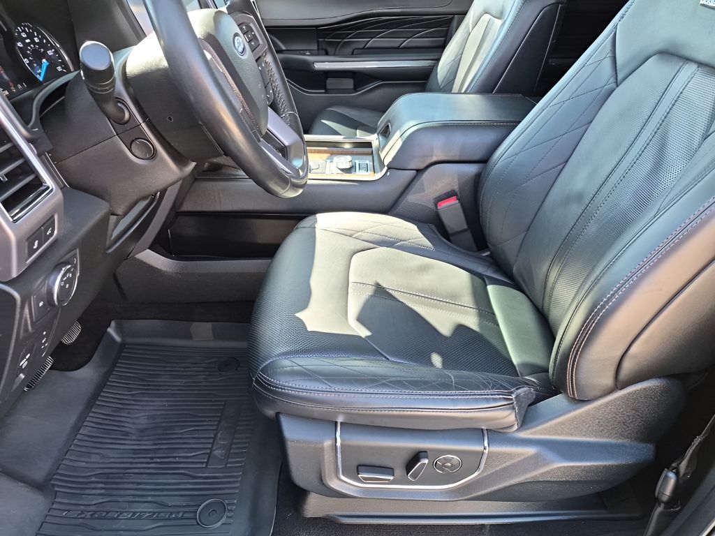 Used 2021 Black Ford Platinum image 31