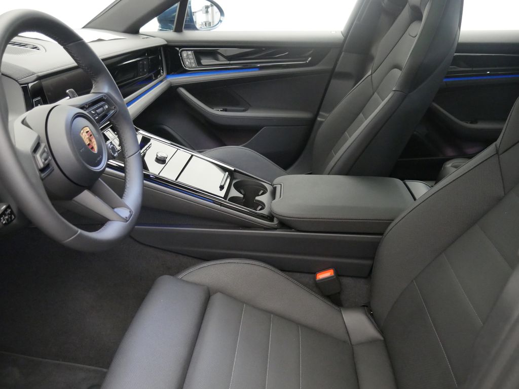 Thumbnail: 2026 Porsche Panamera - 5