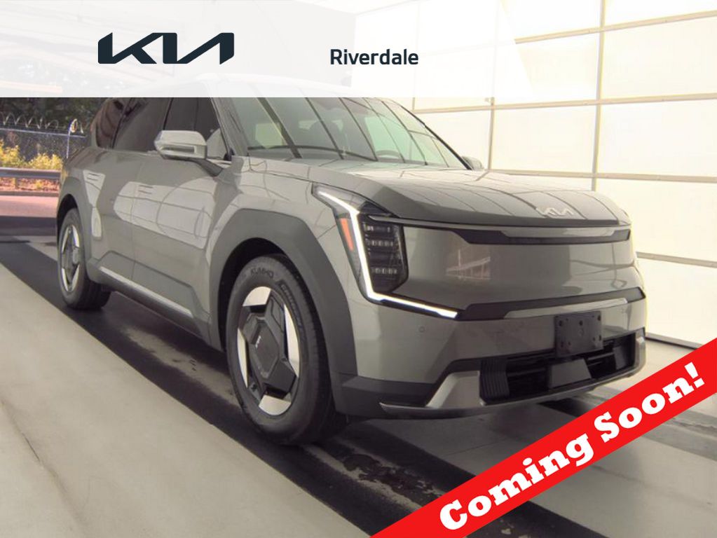 Pebble Gray 2024 Kia EV9 Light Long Range RWD SUV / Crossover Rear-Wheel Drive 1-Speed Automatic