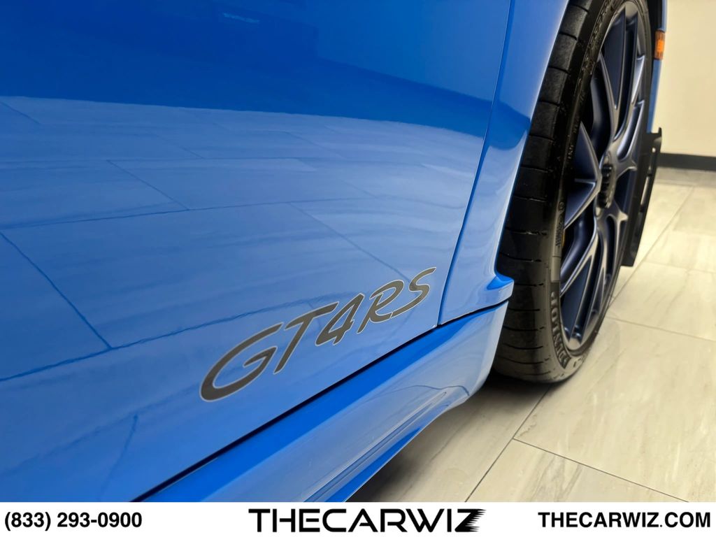 2023 Porsche 718 Cayman