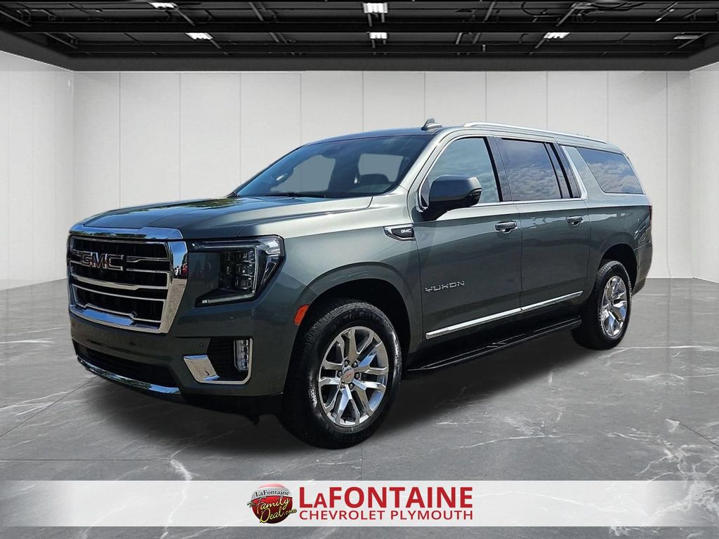  2023 GMC Yukon XL SLT 4WD   