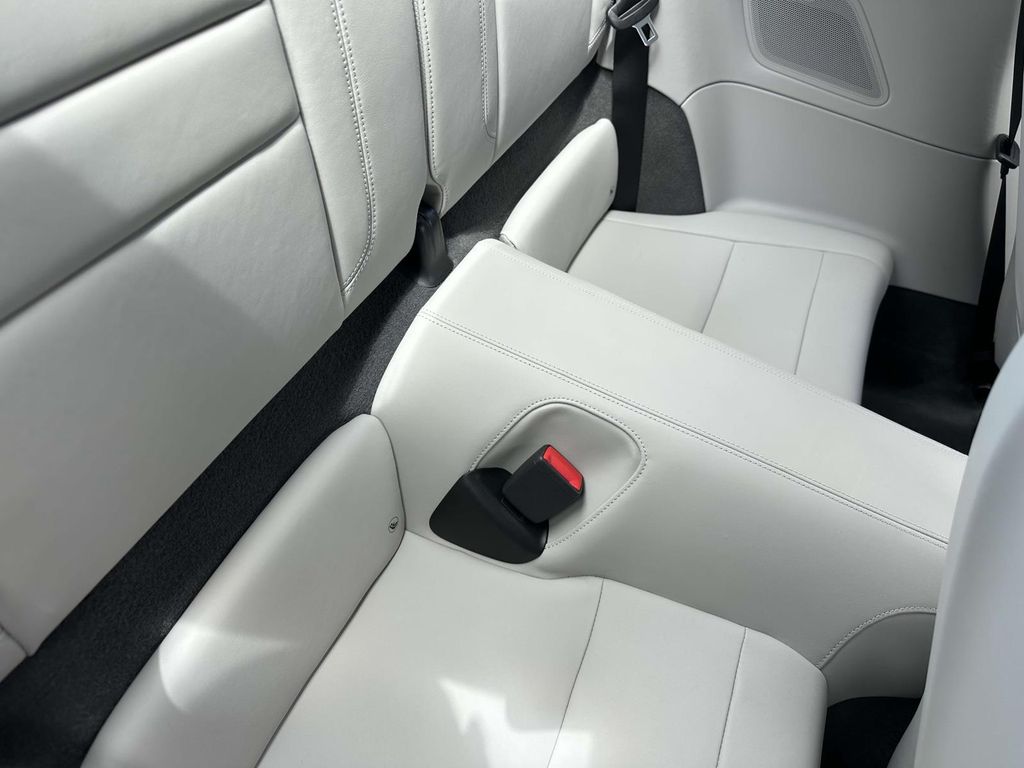 2021 Porsche 911 Carrera 20