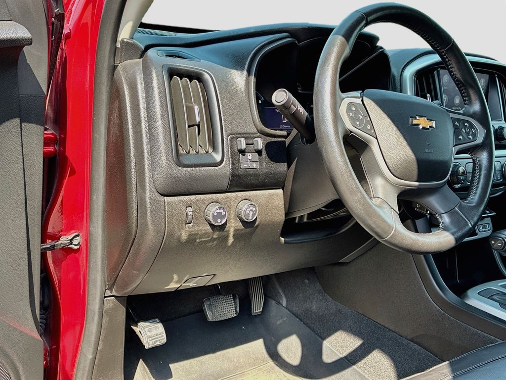 Used 2021 Red Chevrolet ZR2 image 10