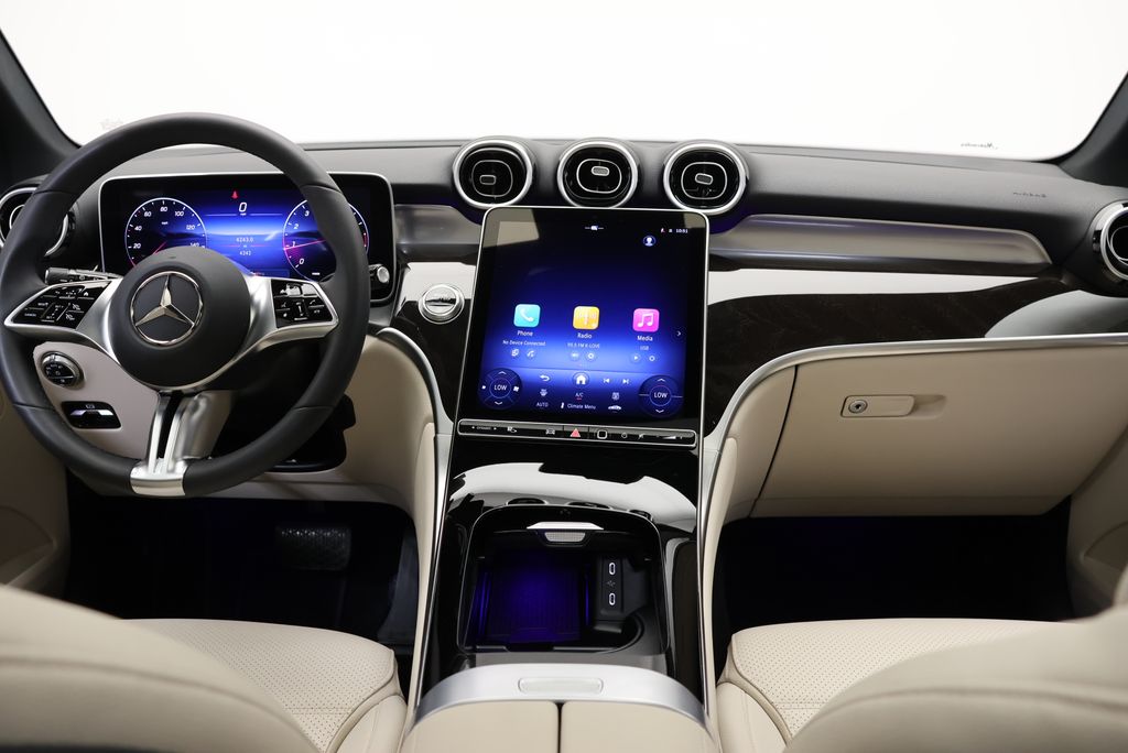 Thumbnail: 2026 Mercedes-Benz GLC - 17