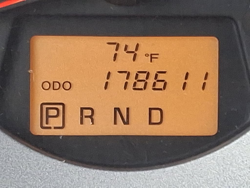 2010 Toyota RAV4 Base 18