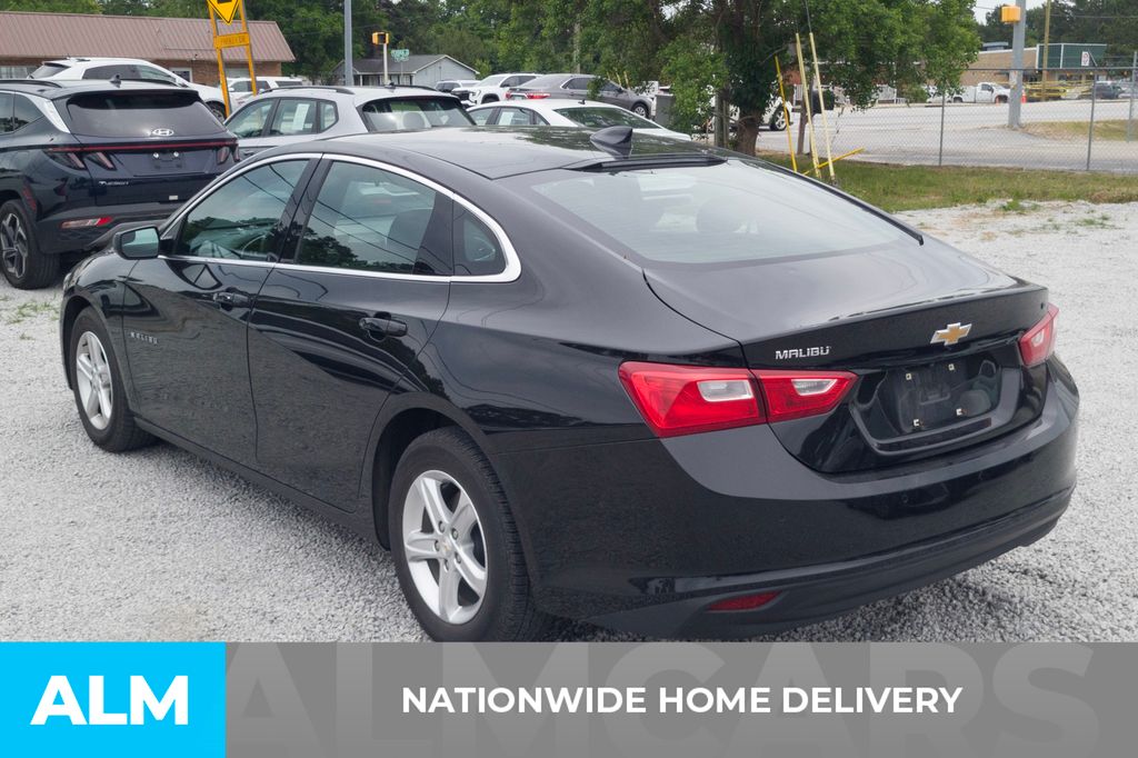 Used 2024 Black Chevrolet LT image 4