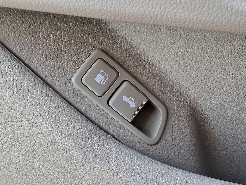 Thumbnail: 2015 Kia Optima - 27