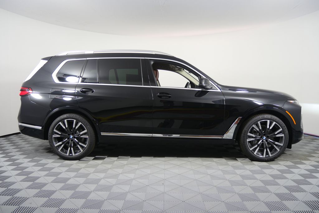 Thumbnail: 2026 BMW X7 - 2