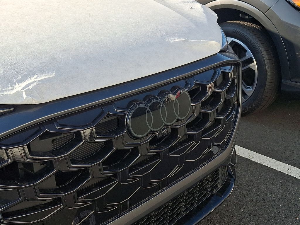 Thumbnail: 2026 Audi Q3 - 4