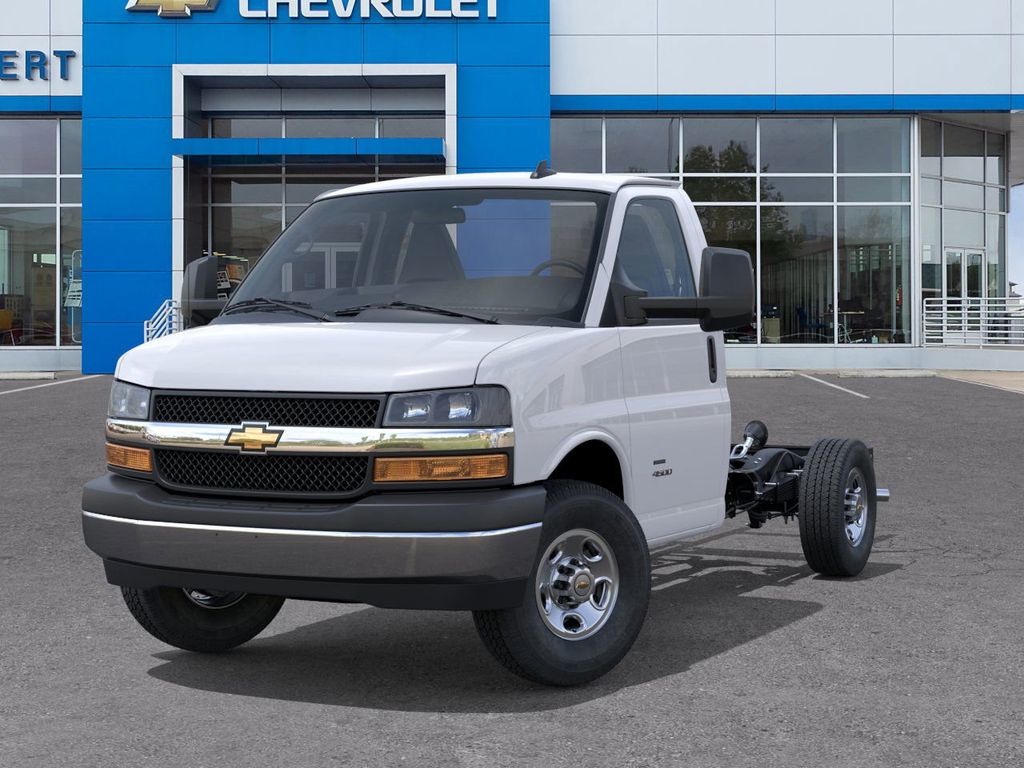 New 2025 White Chevrolet Work Van image 23