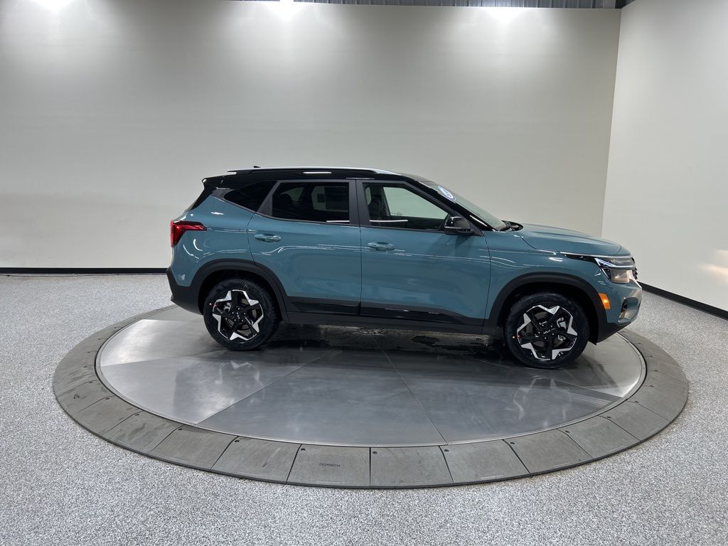 new 2026 Kia Seltos car, priced at $28,405