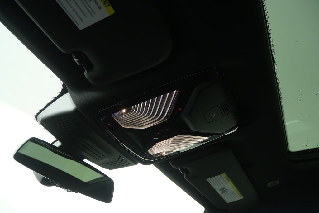 Thumbnail: 2025 BMW X4 - 24