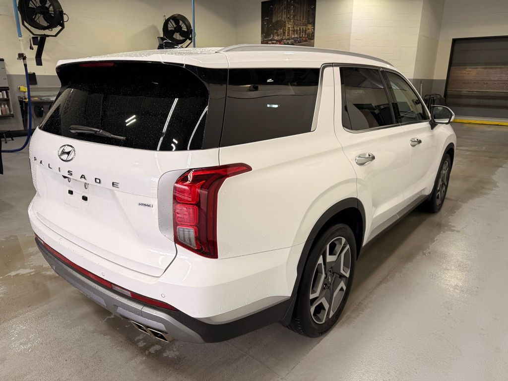 Thumbnail: 2023 Hyundai Palisade - 6
