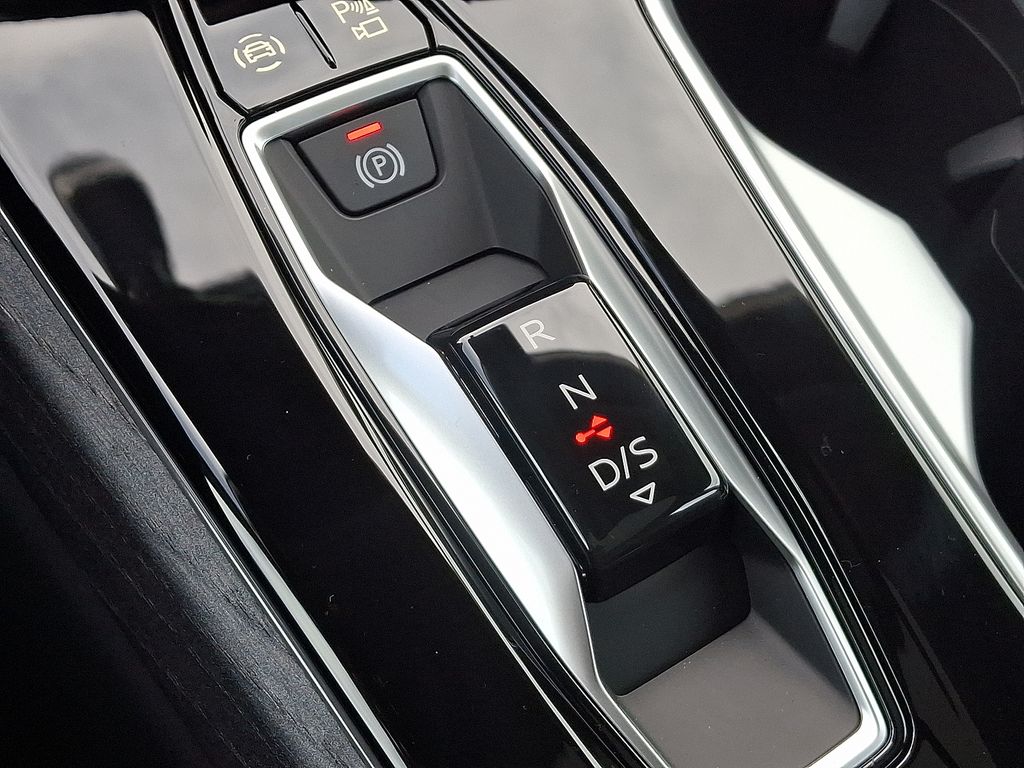 Thumbnail: 2026 Audi A6 - 7