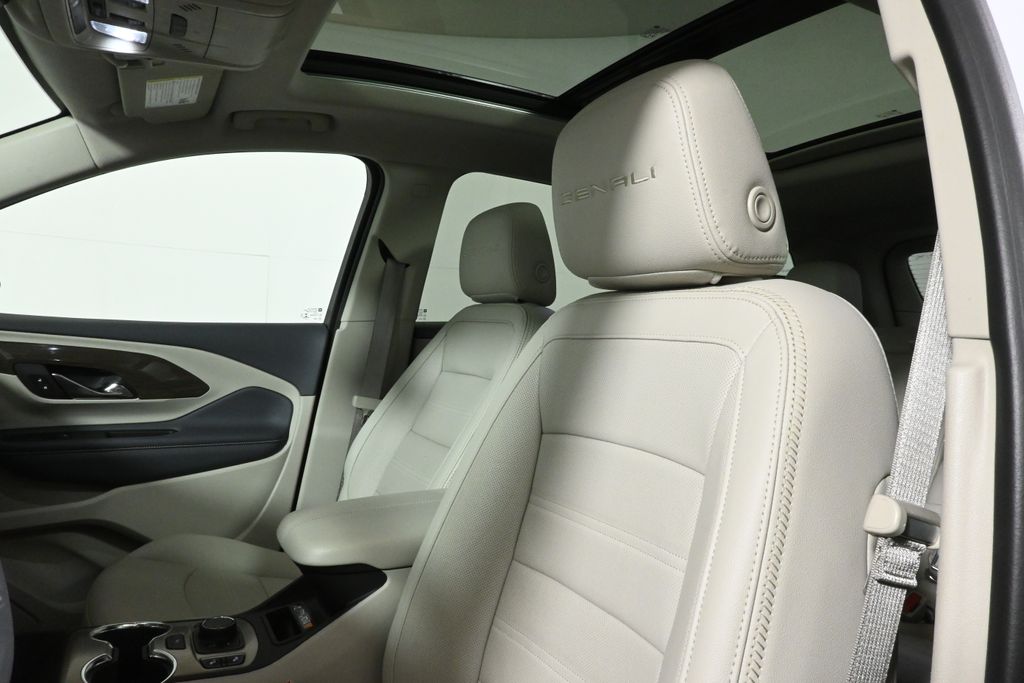 Thumbnail: 2023 GMC Terrain - 17